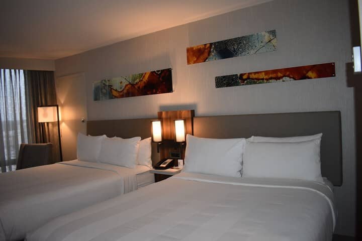 Room 19 of 73