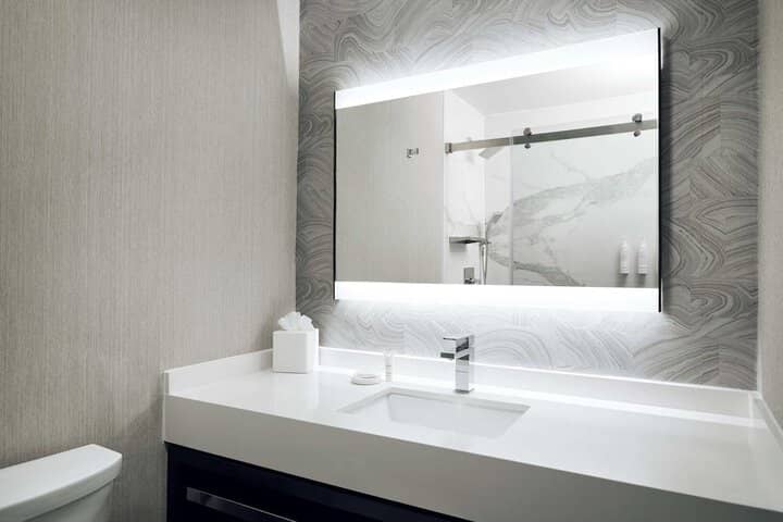 Room 28 of 73