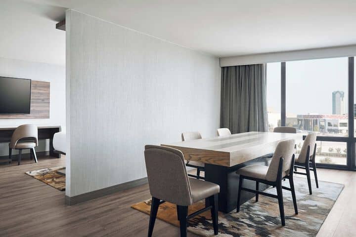 Room 21 of 73