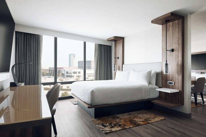Room 20 of 73