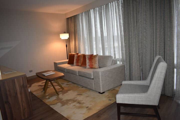 Room 12 of 73