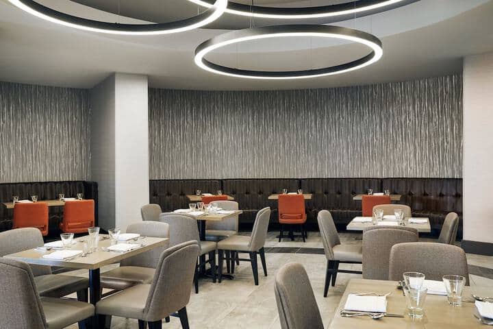 Dining 40 of 73